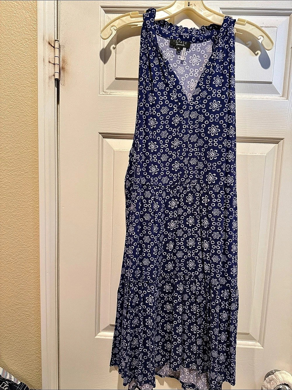 I. STATE Floral Maxi Dress in Blue & White Size XL Like New